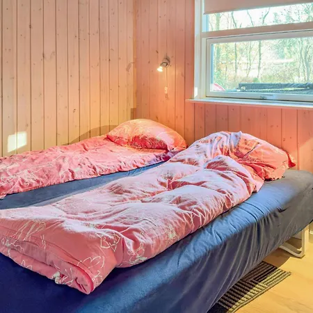 別荘 3 Bedroom Beautiful In シルケボー