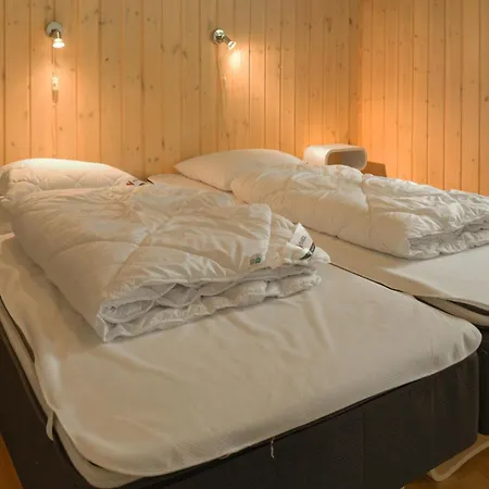 3 Bedroom Beautiful In * Σίλκεμποργκ
